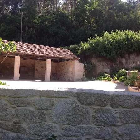 Apartmán La Casa Roxa, Naturaleza En Galicia A 12 Kms. Del Mar