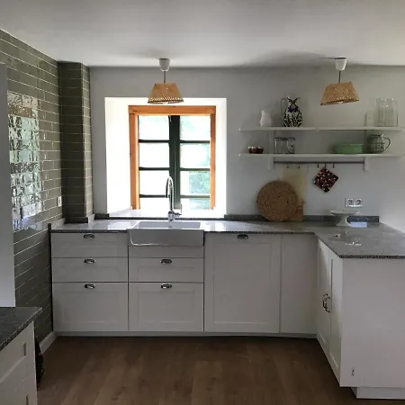 Apartmán La Casa Roxa, Naturaleza En Galicia A 12 Kms. Del Mar Torres (A Coruna)